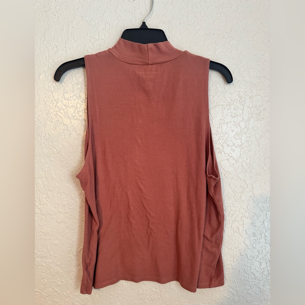 American Eagle Soft & Sexy Ribbed Sleeveless Turtleneck Dusty Pink – Size Large - Picture 2 of 5